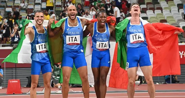 Fantastico oro per la staffetta azzurra 4x100: una locomotiva stellare