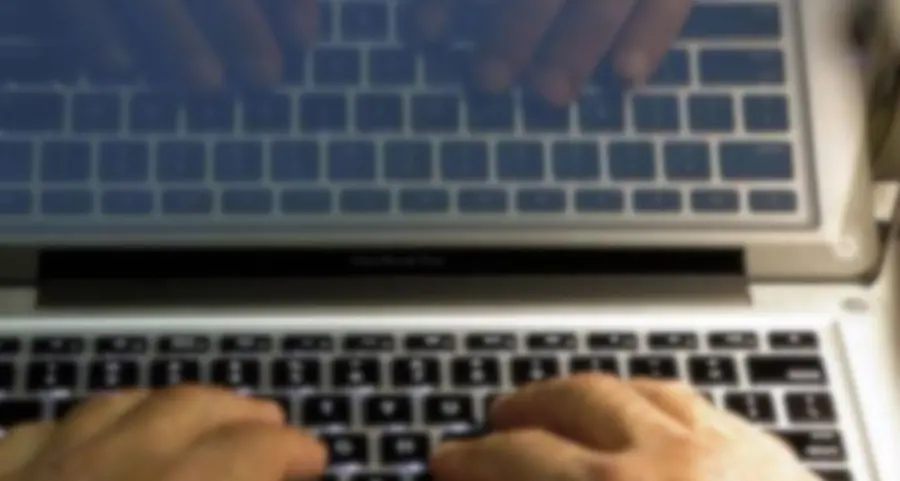 Truffata via chat dal finto marine: donna trentina s'innamora e perde 55 mila euro