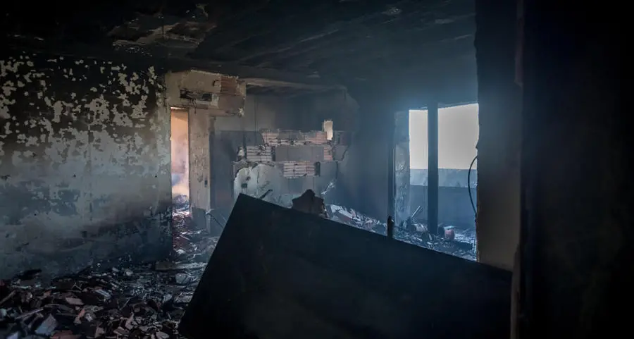 Il grattacielo distrutto dalle fiamme a Milano: sopralluogo interno alla ricerca delle cause - FOTOGALLERY
