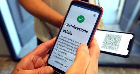 Green pass: si avvicina per i dipendenti pubblici, ipotesi anche per i lavoratori della ristorazione e altri ambiti