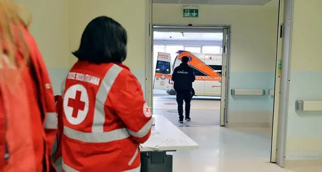 Focolaio covid all'ospedale Santa Chiara: scattano i test a tappeto