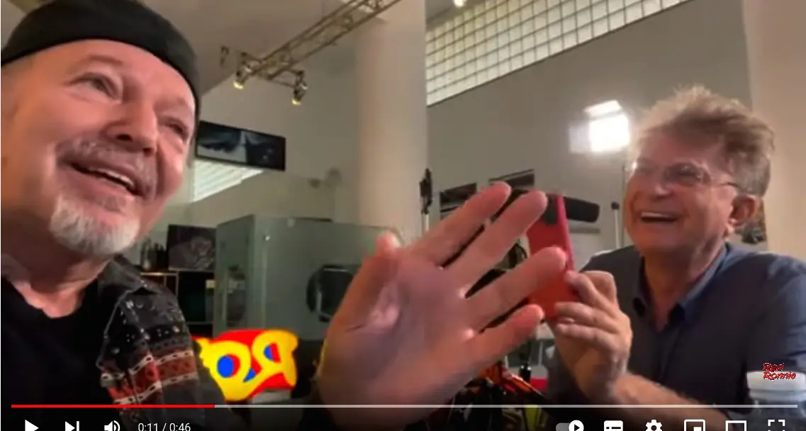 Vasco Rossi presenta l'album nuovo da Red Ronnie ma sottolinea: mi dissocio da tutte le cose che lui dice su covid e green pass