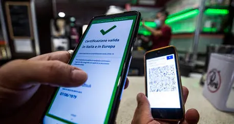 Green pass al lavoro: controlli e sanzioni, ecco tutti i chiarimenti del governo