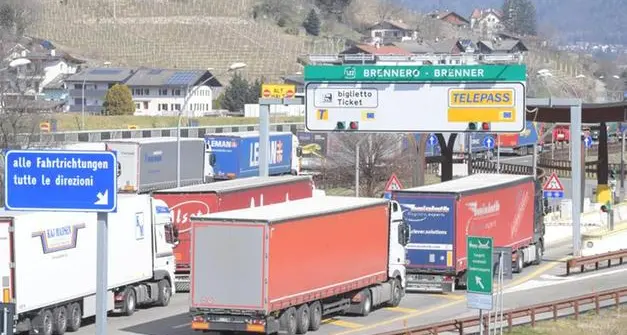 L'Euregio parla di lupi, ma della limitazione dei Tir no: è tabù