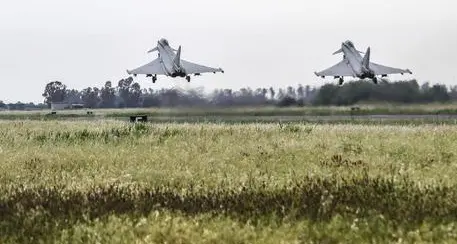 Caccia militari sui cieli trentini: dopo la paura in val di Fiemme, Fugatti chiede spiegazioni al governo