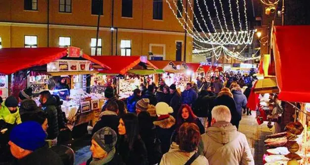 Mercatino di Natale, anche a Rovereto serviranno green pass e braccialetto