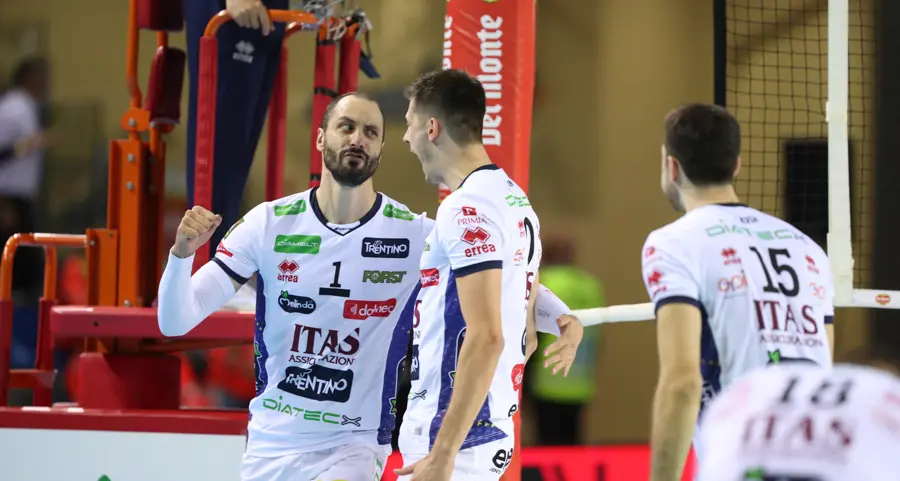 A Taranto altro successo prezioso per l'Itas Trentino: finisce 3-1