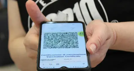 In Trentino pronto un inasprimento dei controlli per l'avvio del super green pass dal 6 dicembre
