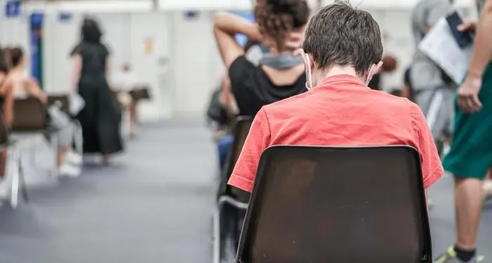 Covid, via libera anche dell'Aifa alla vaccinazione per i bambini: dosi disponibili da metà dicembre