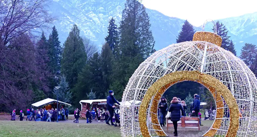 A Levico molti visitatori al Mercatino di Natale, casette aperte tutta la settimana con molti eventi collaterali