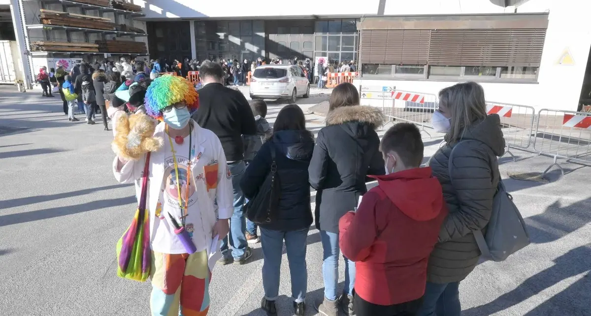 La tre giorni vaccinale per i bambini: a Lavis folla e oltre mille dosi nel giorno dell'Epifania
