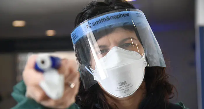 \"Costretti dall'Azienda sanitaria a 21 giorni di quarantena, ma sbaglia: il nuovo decreto ci consente di uscire\"