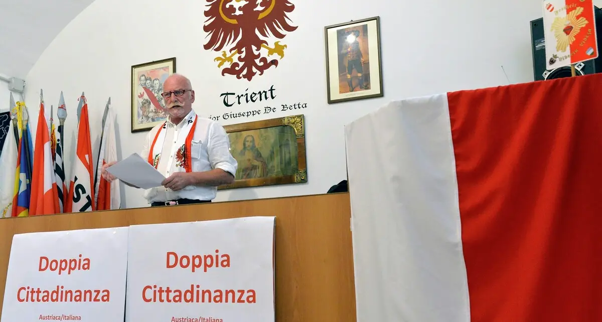 A Trento l'ultimo saluto a Paolo Primon, protagonista per trent'anni nella politica locale