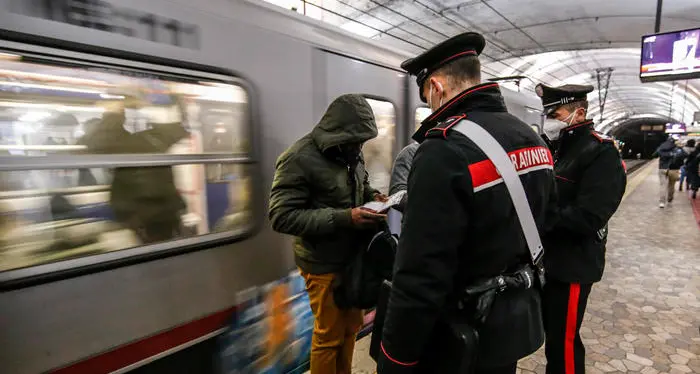 Voto sul Quirinale e super green pass: un gruppo di parlamentari fa ricorso contro l'obbligo sui mezzi di trasporto