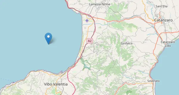 Forte scossa di terremoto in Calabria: paura e molta gente che ha abbandonato gli edifici