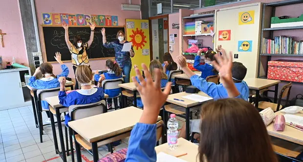 Oltre 200 classi sospese in Trentino, ecco le nuove regole sulle quarantene