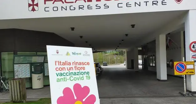 Week-end di vaccinazioni anti covid: in Trentino centri aperti (anche senza prenotazione)