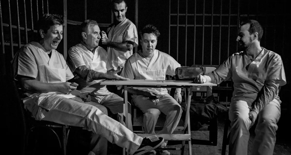 Malattia mentale: le riflessioni profonde di \"Qualcuno volò sul nido del cuculo\", nel segno di Basaglia