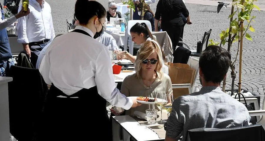 Trentino, la stagione turistica estiva è alle porte ma non si trovano lavoratori nel settore