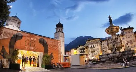 Il Festival dell'economia si presenta: appuntamento dal 2 giugno (in contemporanea a Torino l'evento concorrente)