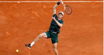 Montecarlo, Sinner batte Coric e passa al secondo turno