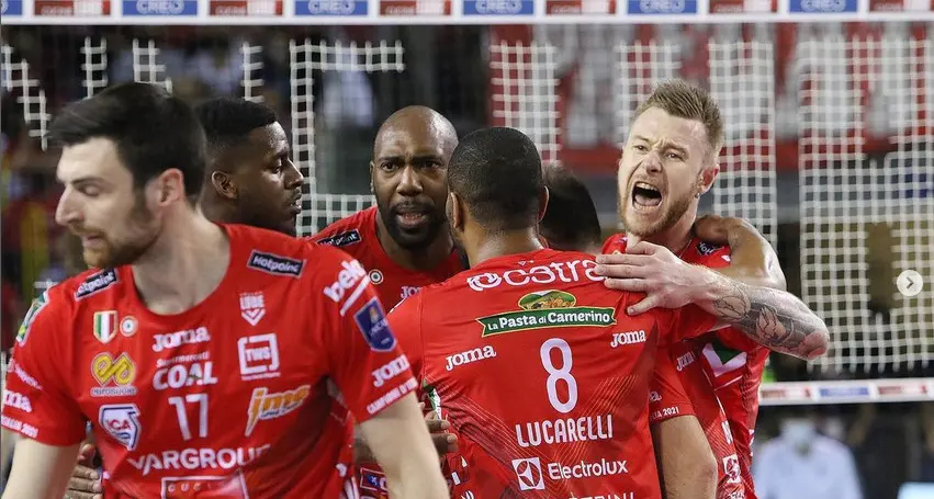 Civitanova schiacciasassi: Perugia sconfitta 3-0 in gara due di finale