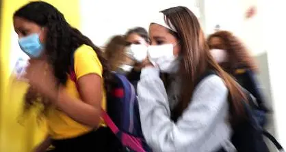 Il Garante dei minori in Trentino: in un mese oltre 400 richieste di intervento contro l'obbligo di mascherine a scuola