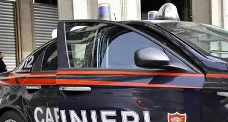 Furto in casa a Trento, i carabinieri trovano tracce di sangue e risalgono al presunto responsabile