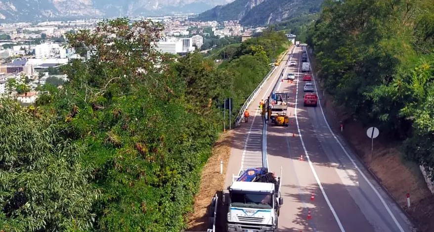 Avanza in via Bassano la futura ciclabile Trento-Valsugana, entro fine anno aprirà il tratto Centochiavi-Ponte Alto