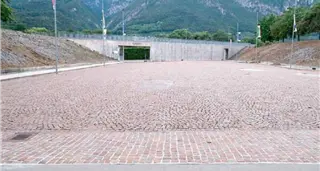 Idrocarburi nel sottosuolo, va bonificata la \"piazza\" del Palazzetto dello sport