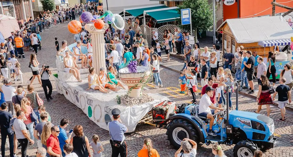 Nel paradiso dei vitigni torna la Festa dell'uva: l'appuntamento a Verla di Giovo nel'ultimo week-end del mese