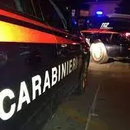 Rompe la portafinestra e si ferisce: giovane muore dissanguato in casa a Marco