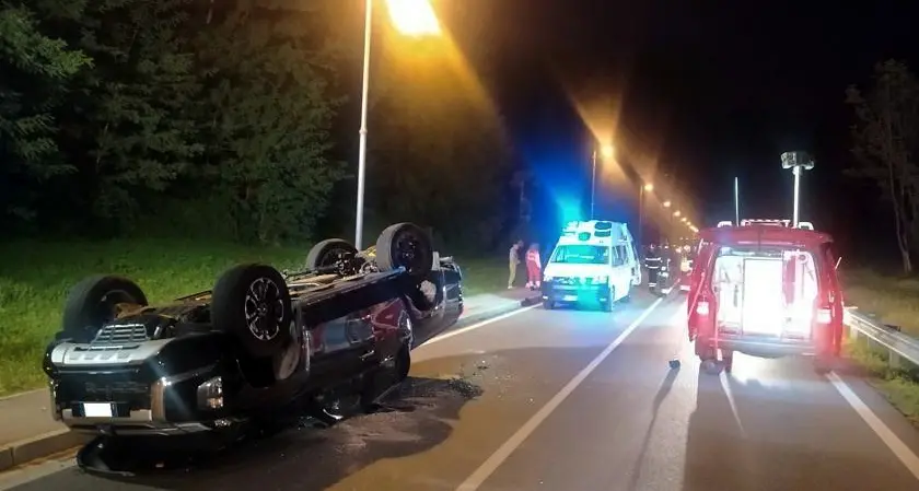 Mezzano, cinque feriti in uno schianto nella notte che ha coinvolto tre vetture