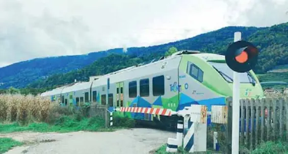 Valsugana, usura anomale delle ruote dei treni: il tratto problematico è nella zona di Roncegno