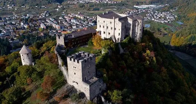 Castello di Pergine, la fondazione cerca gestori per i due ristoranti: ecco la manifestazione d'interesse