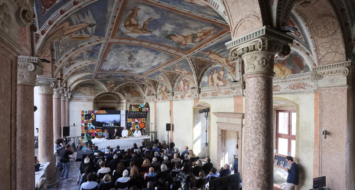 Enoturismo, futuro del vino, ruolo dei giovani imprenditori: i percorsi di Trentodoc