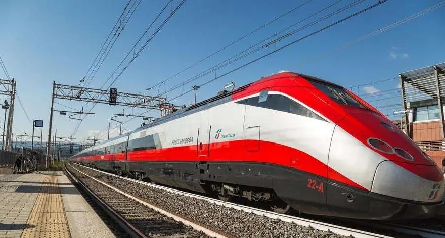 Domenica mattina difficile sulla ferrovia del Brennero, forti ritardi in seguito al'investimento di una persona a Pescantina