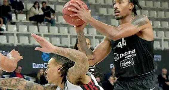 Parigi espugna Trento, Eurocup sempre più amara per l'Aquila