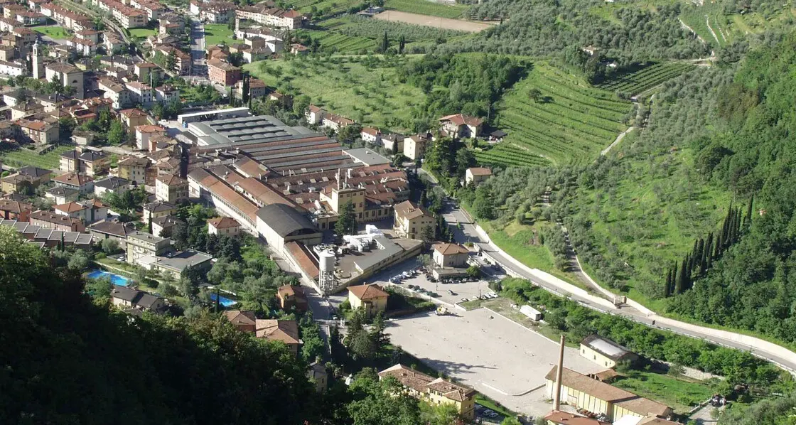 Il gruppo Fedrigoni va fortissimo e fa shopping in Francia