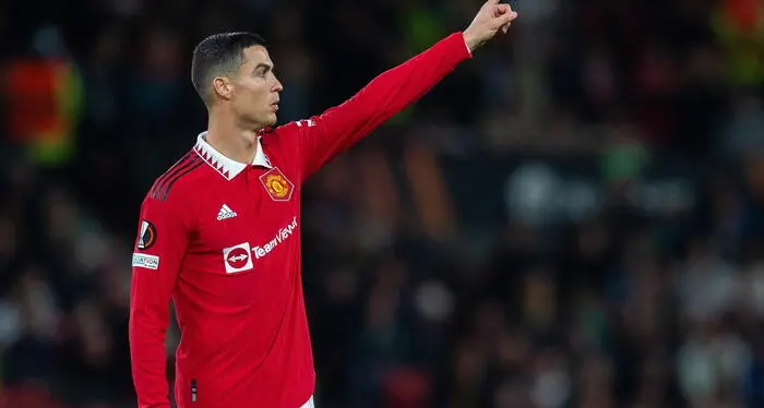 Ronaldo critica club e allenatore, poi lascia il Manchester United