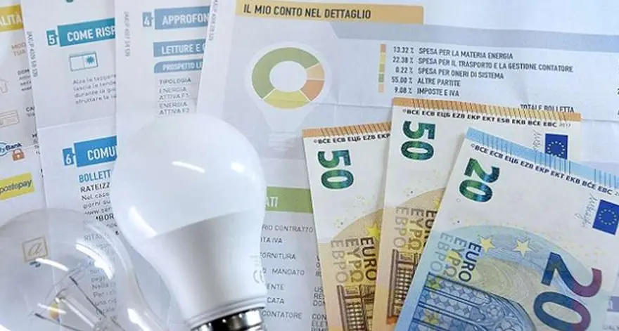 Extraprofitti delle aziende energetiche: le tasse richieste dallo Stato scendono da 11 a 2,5 miliardi