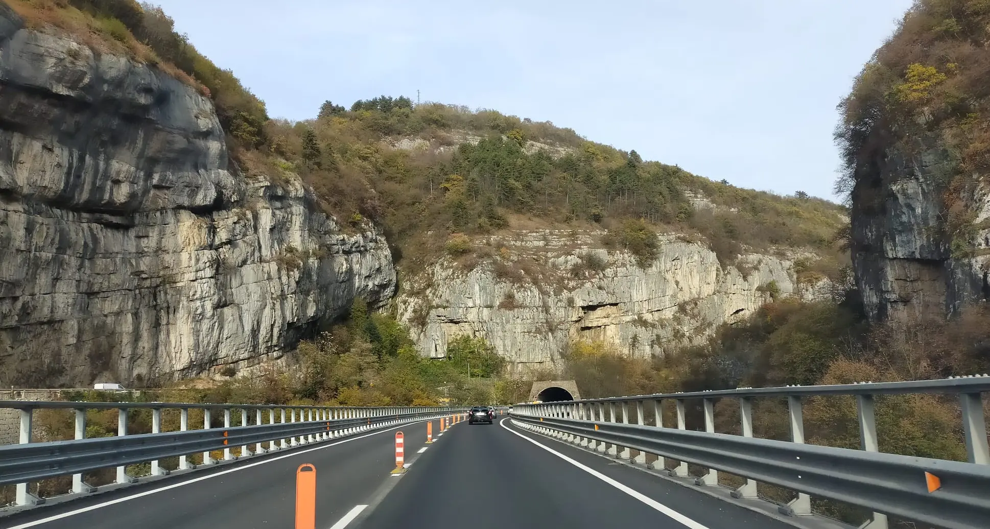 Crozi, finiti i lavori al viadotto ora si valuta se aprire alle biciclette la vecchia strada