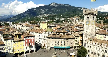 Casa in Trentino, lavoro a Bolzano: una questione di costi degli appartamenti