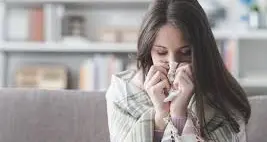 Influenza: incidenza ancora alta, più colpiti i bambini. Resta l'allarme per la carenza di alcuni farmaci
