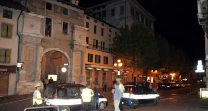 Commento pesante in Fb contro la polizia locale, scatta il processo per diffamazione