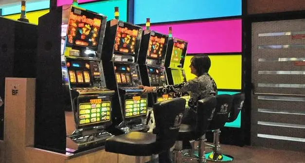 Slot, stop temporaneo alle rimozioni: la Provincia invita alla prudenza