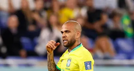 Violenza sessuale, la polizia spagnola ferma il calciatore Dani Alves