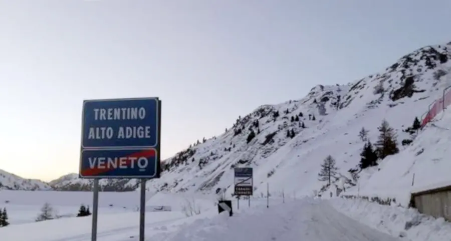 Chiuso per pericolo valanghe il tratto del passo Fedaia dalla diga al confine provinciale