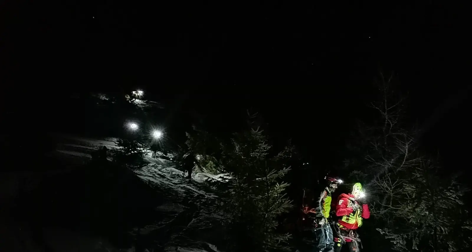 Recuperato nella notte dal soccorso alpino un escursionista bloccato nella neve
