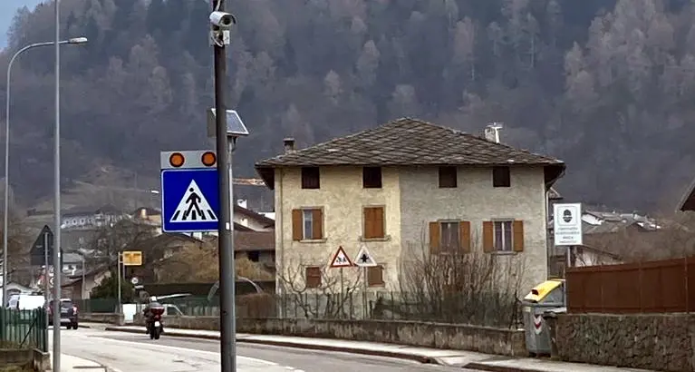 Attivata una nuova telecamera stradale e subito fioccano le sanzioni per gli automobilisti
